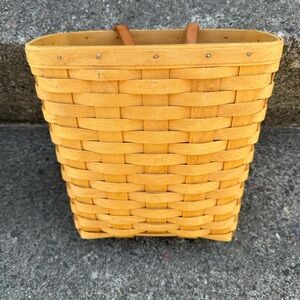 Woven Basket with Leather Handles